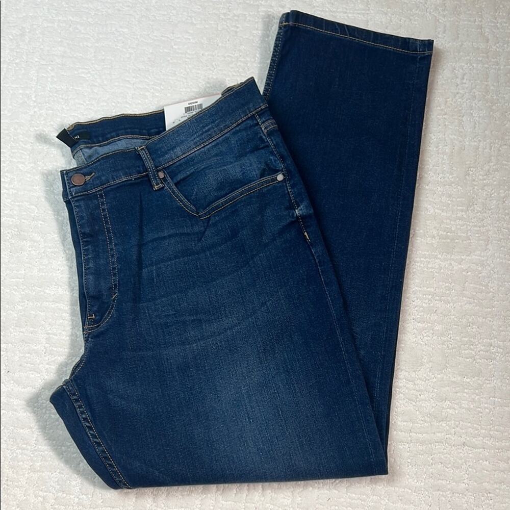 New! Alfani Straight Leg medium wash stretch blue jeans 40x32